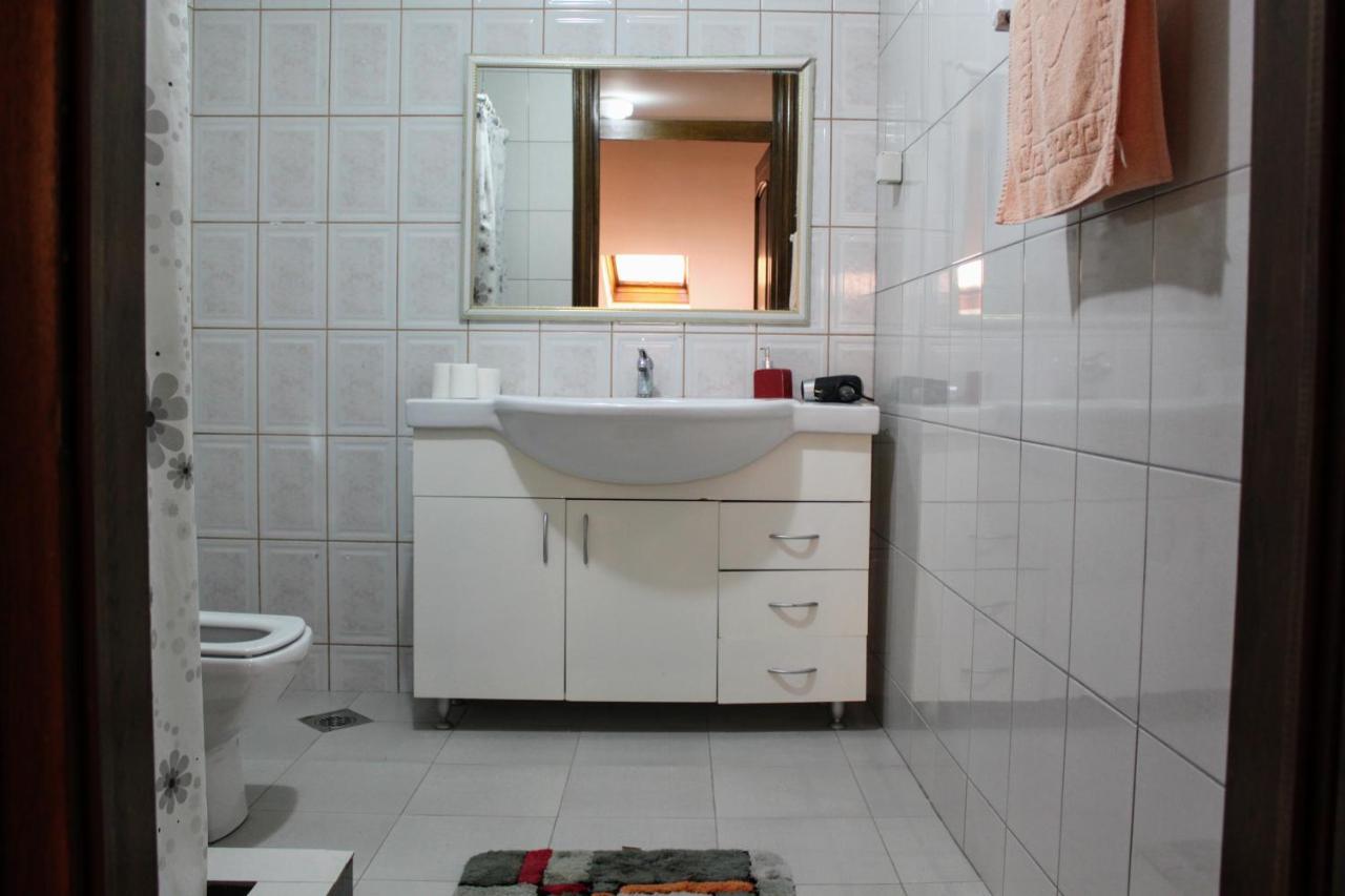 Urban Boutique Hotel Pristina Extérieur photo